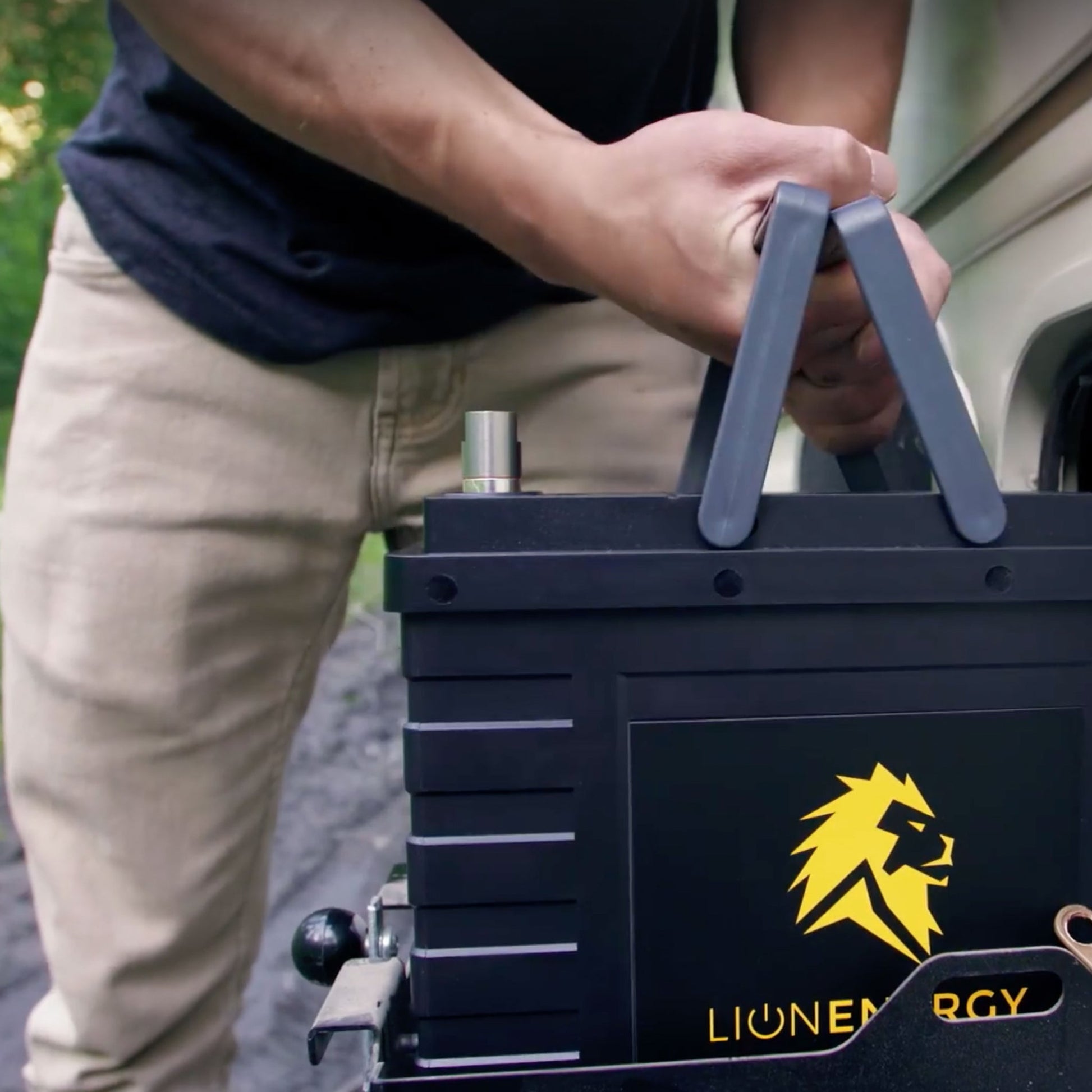 Lion Energy Safari UT 1300｜105AH｜1.344KWH |  Lithium Battery Pack｜LIFEPO4 Power Block | Lion Energy | 1-5 Days Ship Time